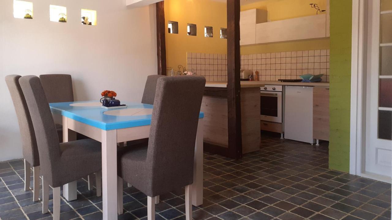 Village House Moo Moo Вране Экстерьер фото
